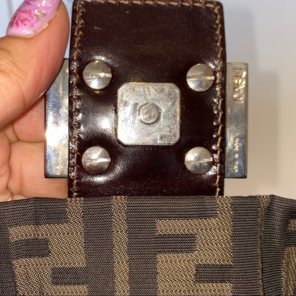 🛑SOLD🛑 Vintage FENDI Zucca Flower Motif Mamma Bucket Shoulder Bag - Picture 9 of 14